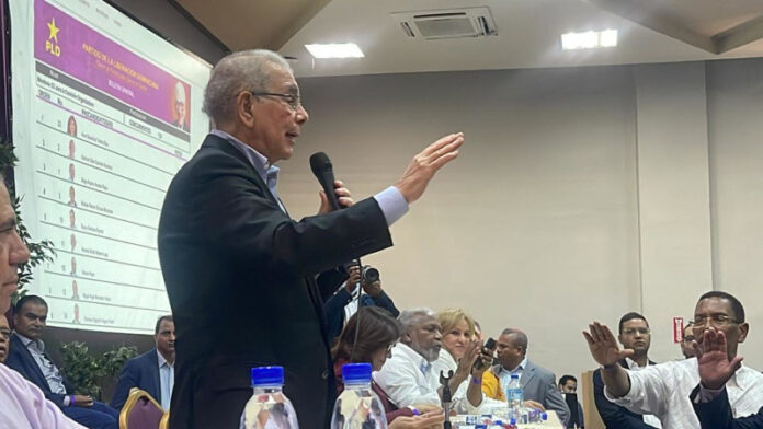 Danilo Medina llama a sacar las "ratas" que traicionan al PLD