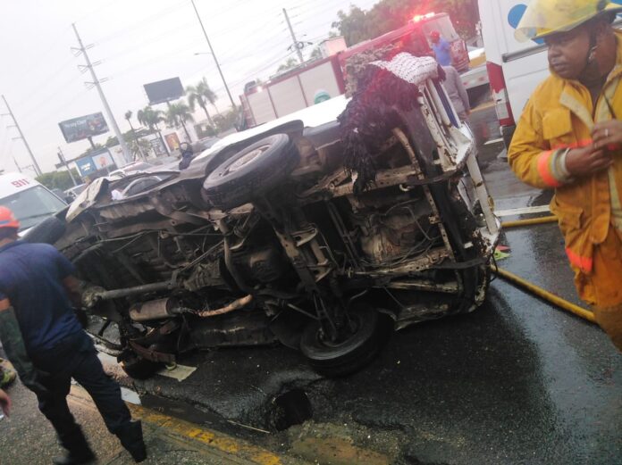 Varios heridos en accidente en la John F. Kennedy