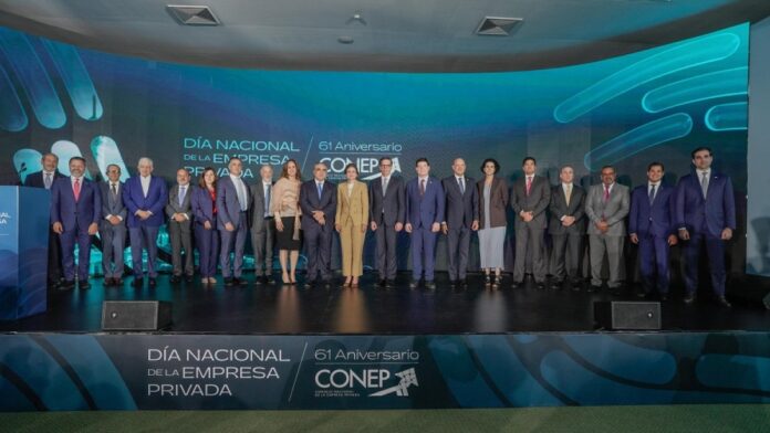 Vicepresidenta Raquel Peña llama al empresariado a apoyar reforma fiscal