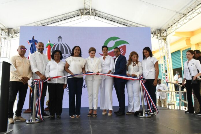 Gobierno inaugura tres nuevos Comedores Económicos en la provincia Bahoruco