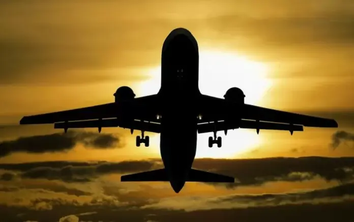 investigadores trabajan en una nueva tecnología que convierte un helicóptero en un avión en pleno vuelo