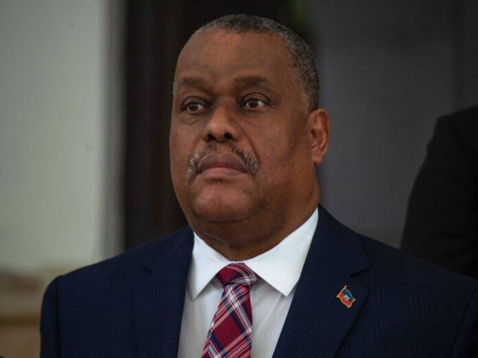 Se produce atentado contra primer ministro haitiano, quien resulta ileso