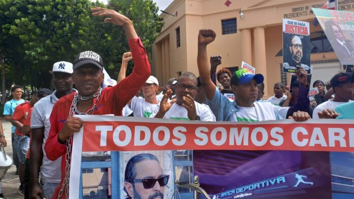 Piden cumplir sentencia del TC que ordena devolución de bienes al empresario Antonio Carbone Piden cumplir sentencia del TC que ordena devolución de bienes al empresario Antonio Carbone