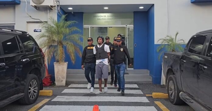 Policía traslada a jurisdicción de San Cristóbal al hombre que amenazó al presidente Abinader, a través de video viral