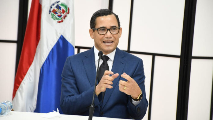 Ministro de Trabajo exhorta a diputados aprobar reforma laboral en esta legislatura