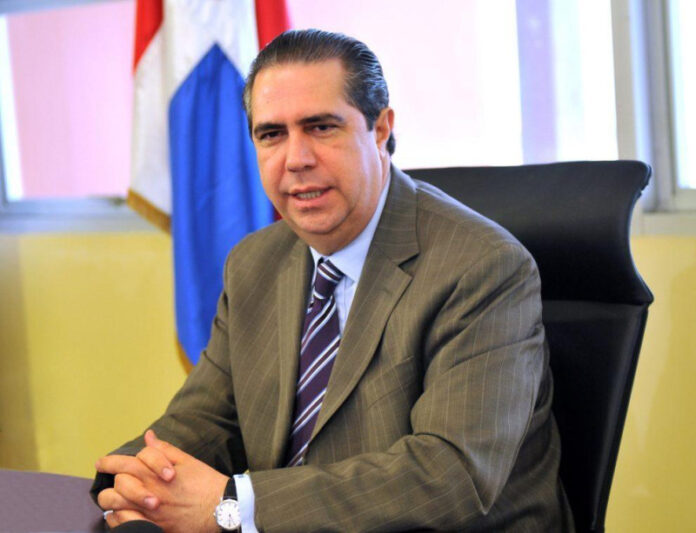 Francisco Javier advierte al Gobierno pensar primero en clase media y pobres cuando presente reforma fiscal