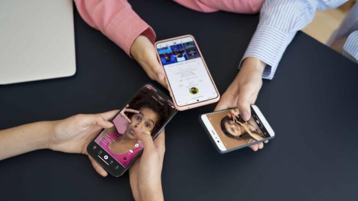 Uno de cada cuatro adultos busca de forma activa contenidos informativos en las distintas plataformas sociales