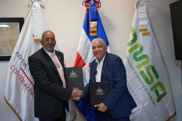 Contraloría y OMSA firman acuerdo; Radhamés González pide apoyo a controlador para fortalecer controles internos