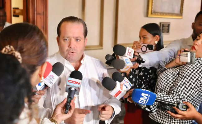 Paliza aclara reforma fiscal no es en contra de ningún sector, sino favor del país Paliza aclara reforma fiscal no es en contra de ningún sector, sino favor del país
