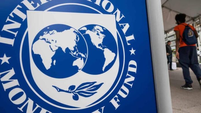 El FMI alerta que estabilizar la deuda pública requeriría un ajuste fiscal del 3.8% del PIB anual. (FUENTE EXTERNA)