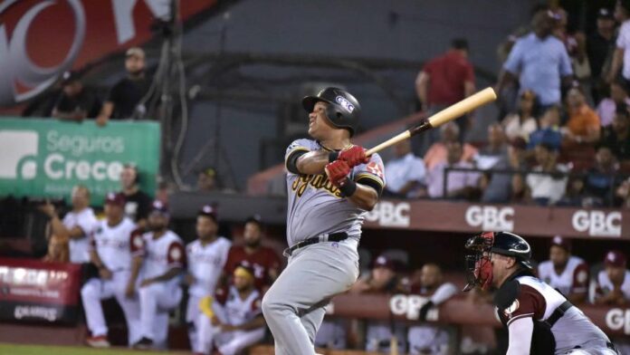 Las Águilas se imponen en el Julián Javier a base de jonrones Las Águilas se imponen en el Julián Javier a base de jonrones