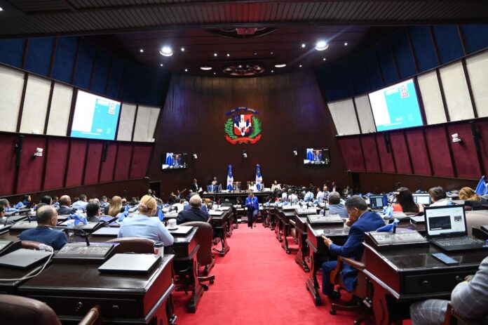 La oposición asegura que el llamado a diálogo del Gobierno no es “humilde”; oficialistas instan unirse