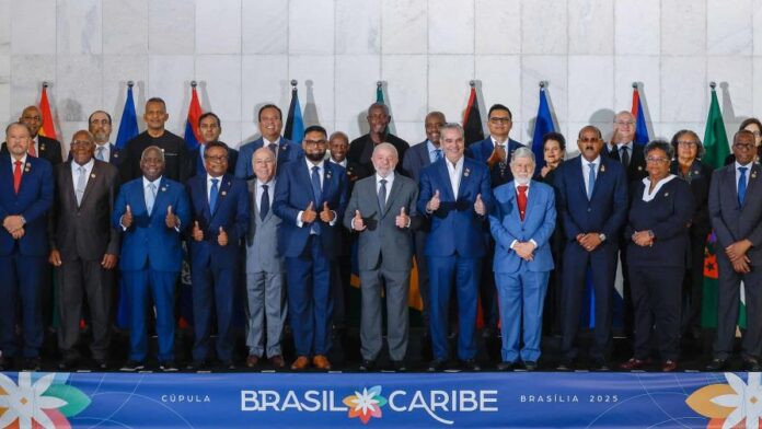 La Cumbre Brasil-Caribe reúne a 16 mandatarios, en Brasilia, con el presidente Luiz Inácio Lula da Silva como anfitrión. (AFP)