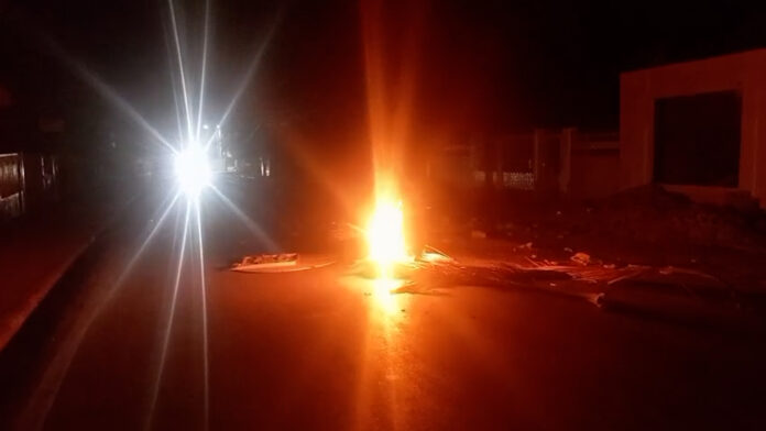 Protestan en Pedernales por apagones