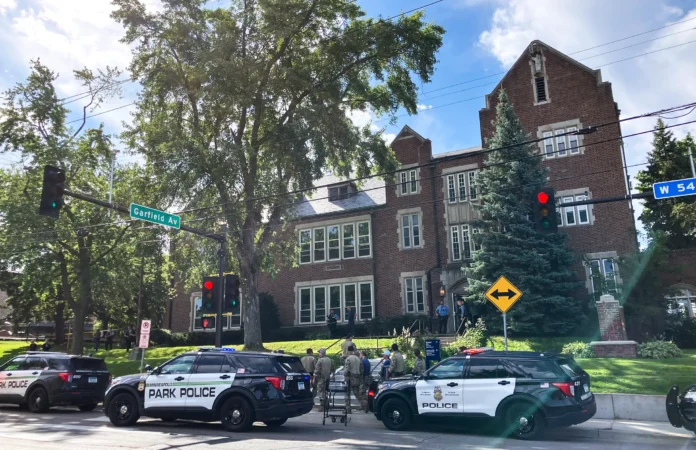 Al menos tres muertos, incluidos dos niños, y 17 heridos tras tiroteo en escuela católica de Minneapolis
