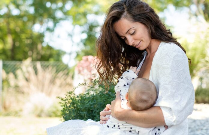 La Sisalril dispensa más de 1.1 millones en Subsidio por Lactancia a 60 mil madres trabajadoras