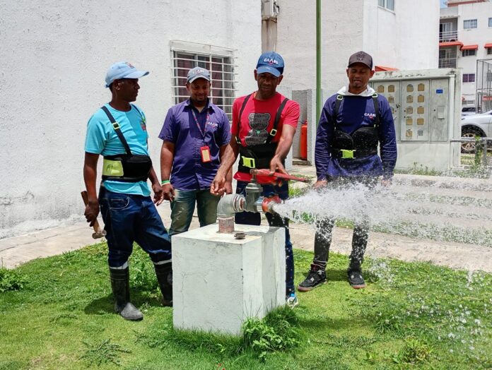 Inspeccionan calidad de las aguas en Ciudad Juan Bosch