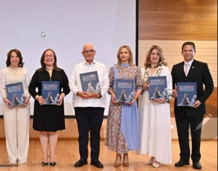 Banreservas presenta en Santiago el libro “Reservas Patrimoniales Dominicanas”