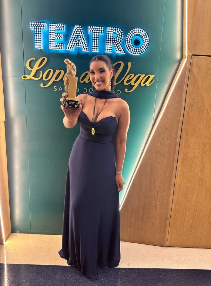 Somaily Castro gana “Locutora del Año” en los Anton Awards 2025