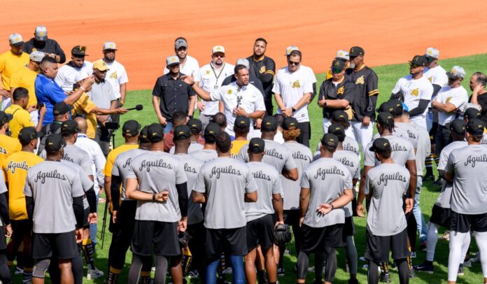 Águilas Cibaeñas inician oficialmente sus entrenamientos con una concurrida asistencia de al menos 50 jugadores