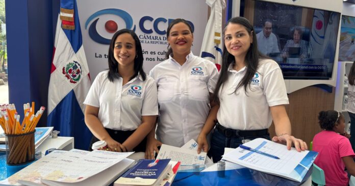 Cámara de Cuentas participa por primera vez en la Feria Internacional del Libro 2025