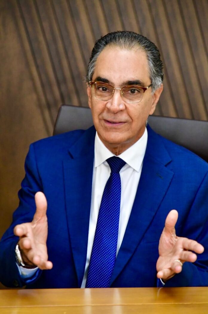 El director ejecutivo del Seguro Nacional de Salud (Senasa), doctor Santiago Hazim. (Foto: Prensa SeNasa)