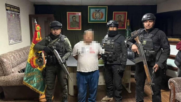 Bolivia entrega a Argentina a peruano investigado por un triple feminicidio en ese país