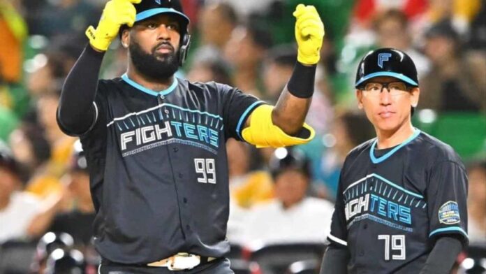 Franmil Reyes lidera su liga y es segundo en jonrones en Japón