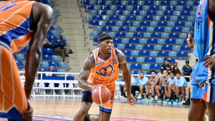 Huellas del Siglo supera a Los Prados con gran trabajo de Egbuta y Miranda