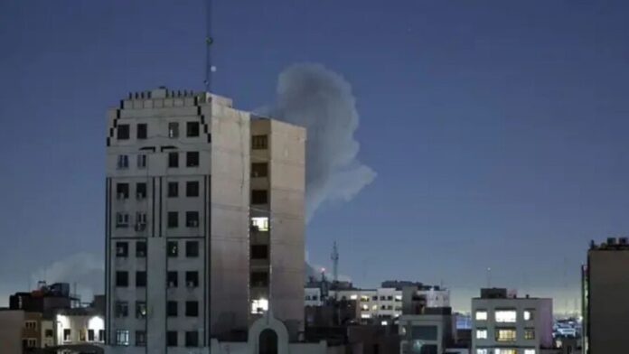 Irán y Hizbulá vuelven a lanzar ataques sobre Israel, que sigue bombardeando el Líbano