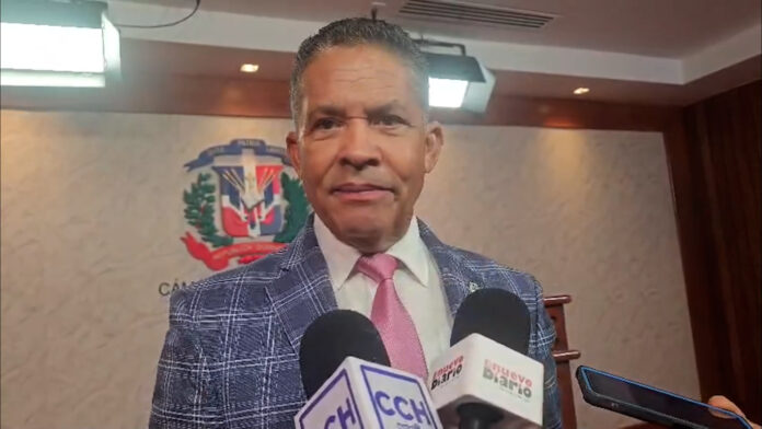 Proyectos importantes que quedan pendientes al cierre de legislatura son un “cáncer” que arrastra el Congreso afirma Eugenio Cedeño Proyectos importantes que quedan pendientes al cierre de legislatura son un “cáncer” que arrastra el Congreso afirma Eugenio Cedeño