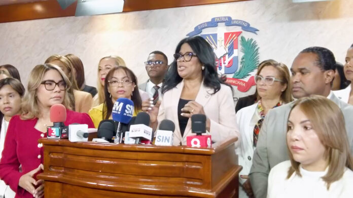 Diputados provida rechazan intento de incorporar la despenalización del aborto al nuevo Código Penal mediante recurso ante el TC Diputados provida rechazan intento de incorporar la despenalización del aborto al nuevo Código Penal mediante recurso ante el TC