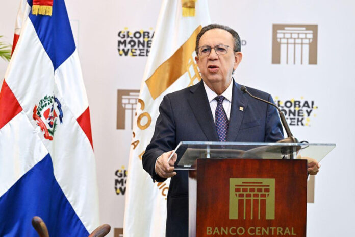 Ratificación de Valdez Albizu en Banco Central enfrenta críticas opositoras y respaldo del oficialismo