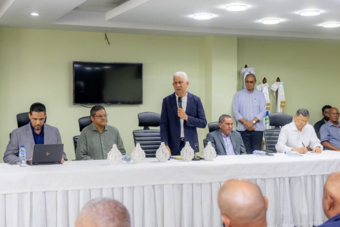 Fenatrado expresa respaldo a la gestión de Juan Manuel Méndez al frente del Intrant