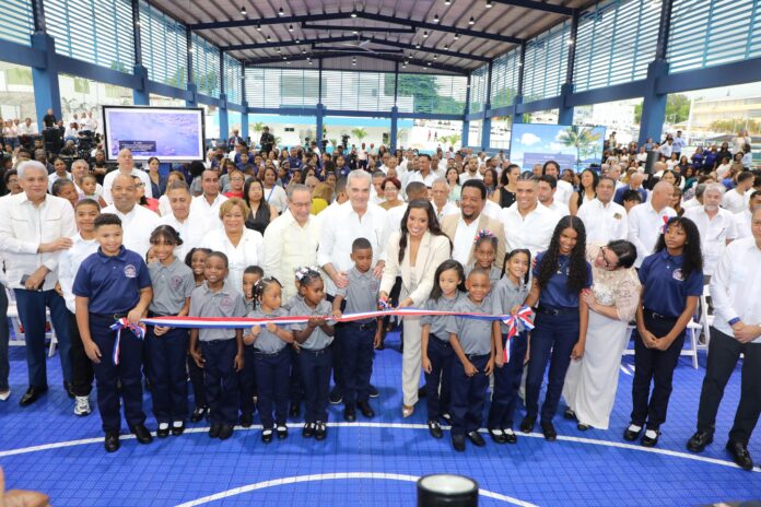 Inauguran complejo educativo y deportivo Pedro Martínez