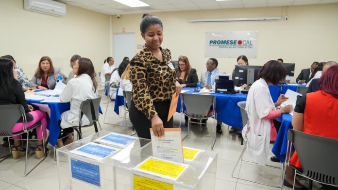 Gobierno invertirá más de mil millones de pesos en medicamentos para hospitales y Farmacias del Pueblo a través de PROMESE/CAL Gobierno invertirá más de mil millones de pesos en medicamentos para hospitales y Farmacias del Pueblo a través de PROMESE/CAL