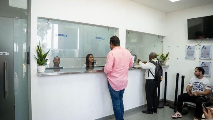 Migración informa que entregará permisos de menores por correo electrónico