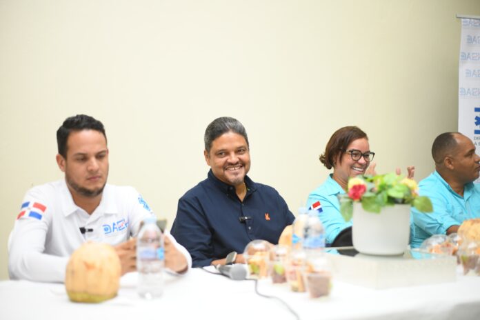 DAEH continúa llevando soluciones provincias a través de los programas “yo te escucho” y “yo te respondo” (Foto: Fuente externa)