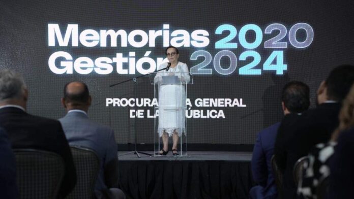 Revela que ha tenido diferencias irreconciliables con miembros de la institución