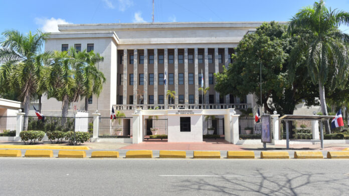 Ministerio de Educación acoge llamado a diálogo de la ADP para garantizar calidad en el sistema educativo
