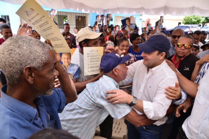 Abel Martínez anuncia que retomará sus recorridos por toda RD (Foto: Fuente externa)