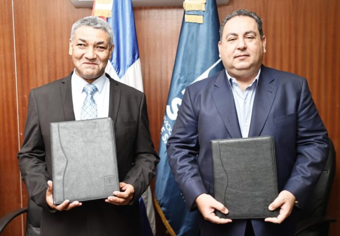 SNS y Fundación Dominicana de Ciegos unen esfuerzos para mejorar la inclusión laboral