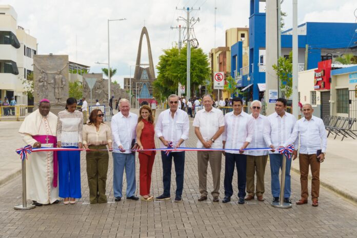 Gobierno inaugura bulevar de la peregrinación en Higüey