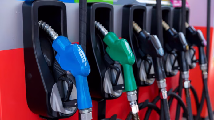 Gobierno congela gasolinas, gasoil y GLP