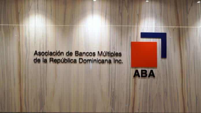 La ABA valora programa de flexibilización monetaria acelerará la baja en las tasas de interés bancarias