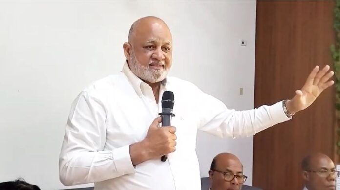 Ministro Roberto Fulcar califica de inaceptable petición de parar deportación de haitianos ilegales