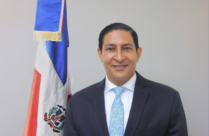 Presentarán conferencia «Visión histórica y geopolítica de la Hispaniola» con Iván Ernesto Gatón
