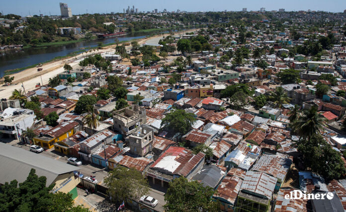 El Gobierno dominicano también informó que la pobreza rural disminuyó en 1.16 puntos porcentuales en el tercer trimestre del año pasado