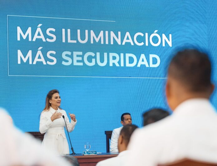 Carolina Mejía exhibe logros durante su quinta rendición de cuentas Carolina Mejía exhibe logros durante su quinta rendición de cuentas