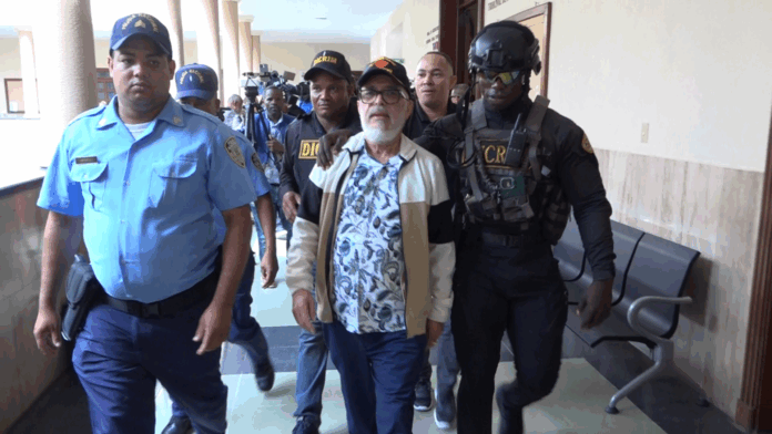 Presentación periódica e impedimento de salida a Ángel Martínez Presentación periódica e impedimento de salida a Ángel Martínez